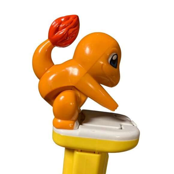 Bandai Charmander Candy Dispenser Yellow Orange Collectible Pokemon Figure 1998 - Picture 6 of 13